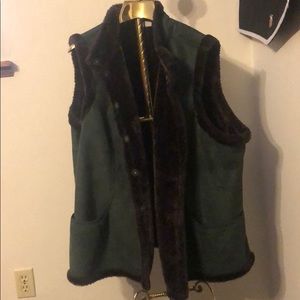 Reversable d&co. vest- 3x